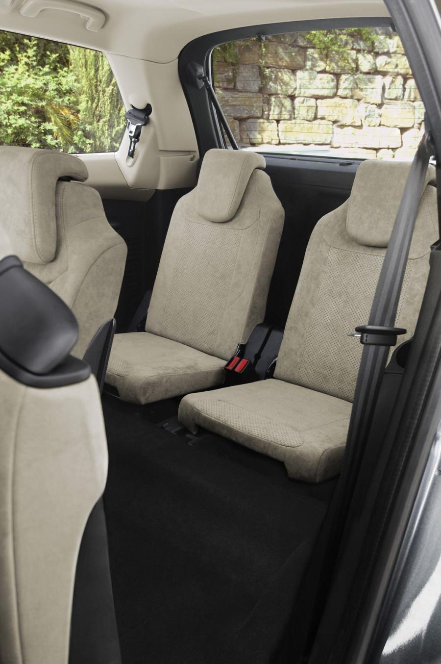  Citroen C4 Grand Picasso 2007 года  (фото 92 из 133)